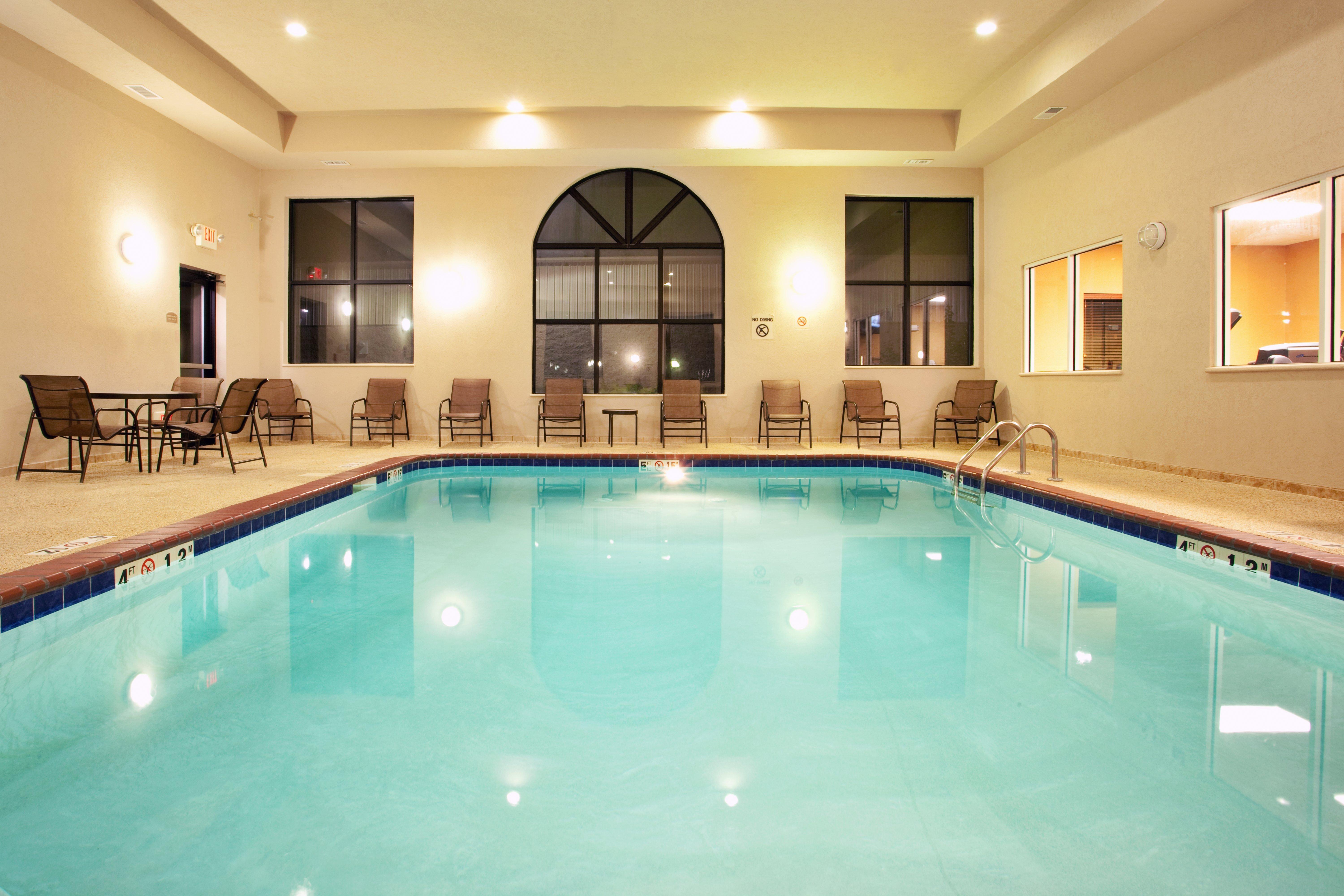 Holiday Inn Express Hotel & Suites Claypool Hill -Richlands Area By Ihg Pounding Mill Esterno foto