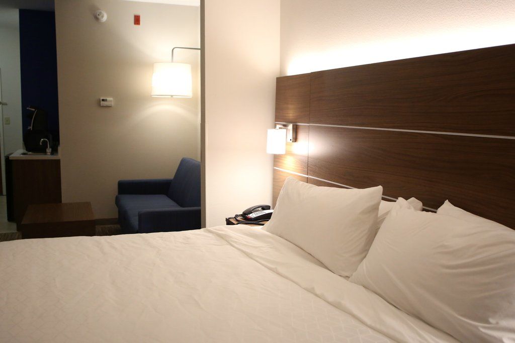 Holiday Inn Express Hotel & Suites Claypool Hill -Richlands Area By Ihg Pounding Mill Esterno foto