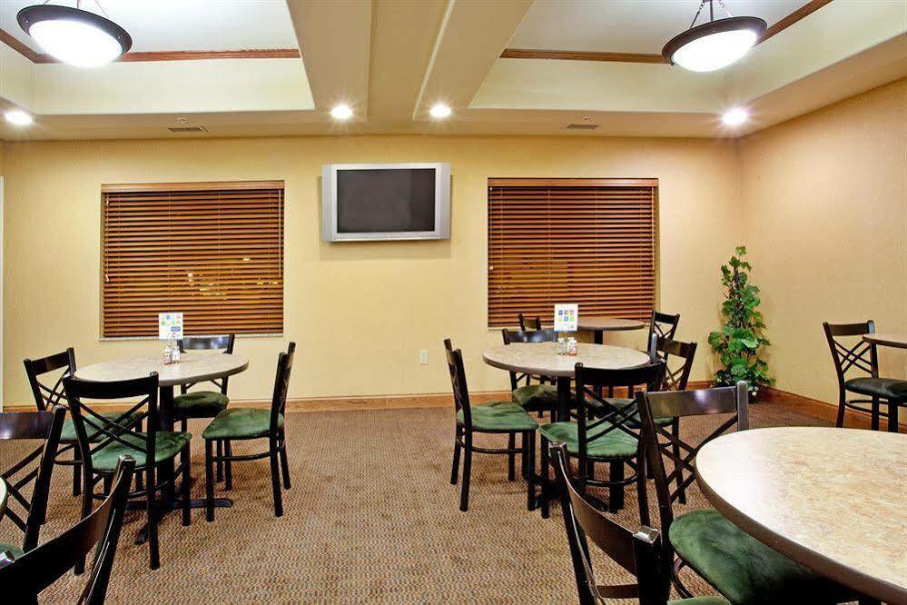 Holiday Inn Express Hotel & Suites Claypool Hill -Richlands Area By Ihg Pounding Mill Esterno foto