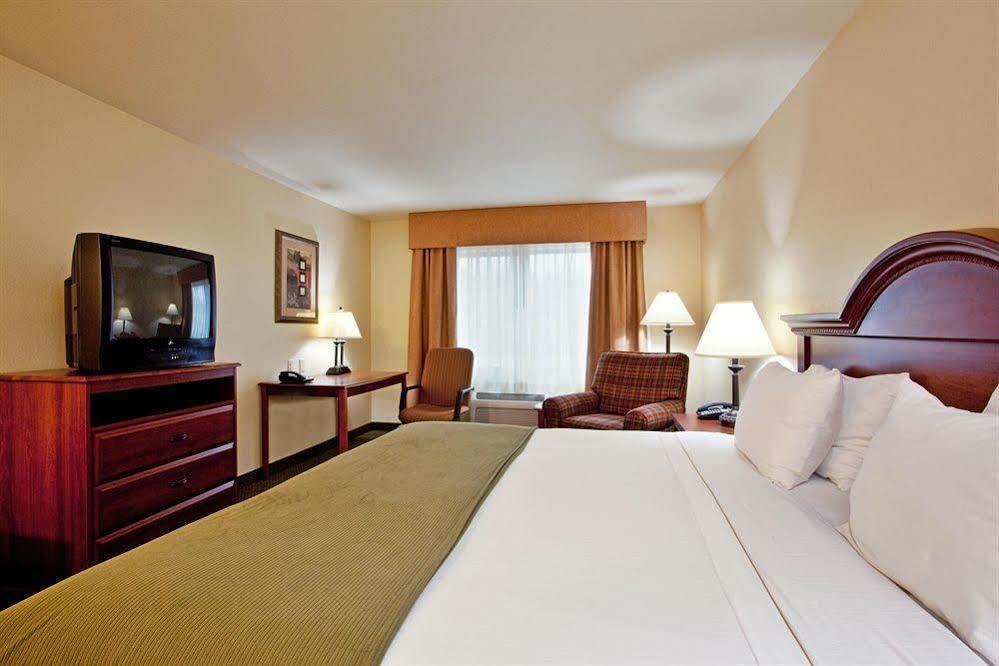 Holiday Inn Express Hotel & Suites Claypool Hill -Richlands Area By Ihg Pounding Mill Esterno foto