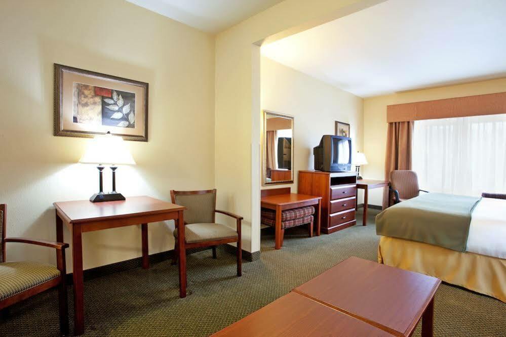 Holiday Inn Express Hotel & Suites Claypool Hill -Richlands Area By Ihg Pounding Mill Esterno foto